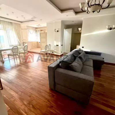 Купити квартиру - Дніпро, Крутогірний узвіз. Продаж нерухомості - Місто і передмістя, вторинний ринок і новобуд недорого, ціна до 175000$, оголошення №1929856 фото 2