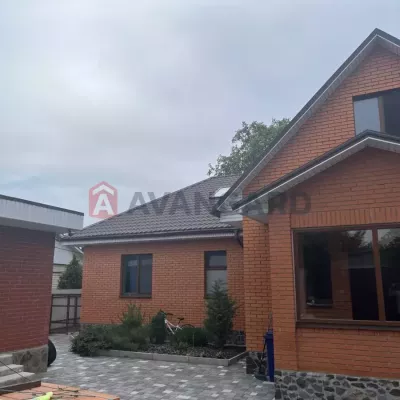 Купити будинок - Дніпро, Бережна вул.. Продаж нерухомості - Амур-Нижньодніпровський (Амур Нижнеднепровский), вторинний ринок і новобуд недорого, ціна до 151900$, оголошення №1933344 фото 1