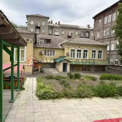 Купити торгову площу - Дніпро, Василя Жуковського вул.. Продаж нерухомості - Соборний (Жовтневий), вторинний ринок і новобуд недорого, ціна до 650000$, оголошення №1994265 фото 1