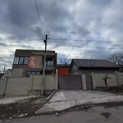 Купити будинок - Дніпро. Продаж нерухомості - Шевченківський (Бабушкінський), вторинний ринок і новобуд недорого, ціна до 185000$, оголошення №1991498 фото 2