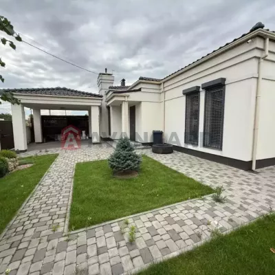 Купити будинок - Дніпро, Телевізійна вул.. Продаж нерухомості - Місто і передмістя, вторинний ринок і новобуд недорого, ціна до 335000$, оголошення №1990861 фото 1