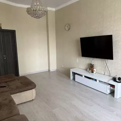 Купити квартиру - Одеська обл., Вітрильна вул., Чорноморськ (Іллічівськ). Продаж нерухомості - Одеський, вторинний ринок і новобуд недорого, ціна до 95000$, оголошення №1248942 фото 2