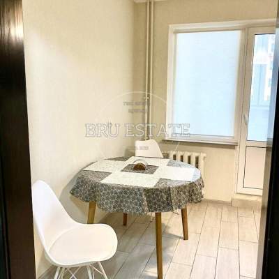 Купити квартиру - Київ, Урлівська вул.38, Позняки. Продаж нерухомості - Дарницький район, вторинний ринок і новобуд недорого, ціна до 78000$, оголошення №2041662 фото 4